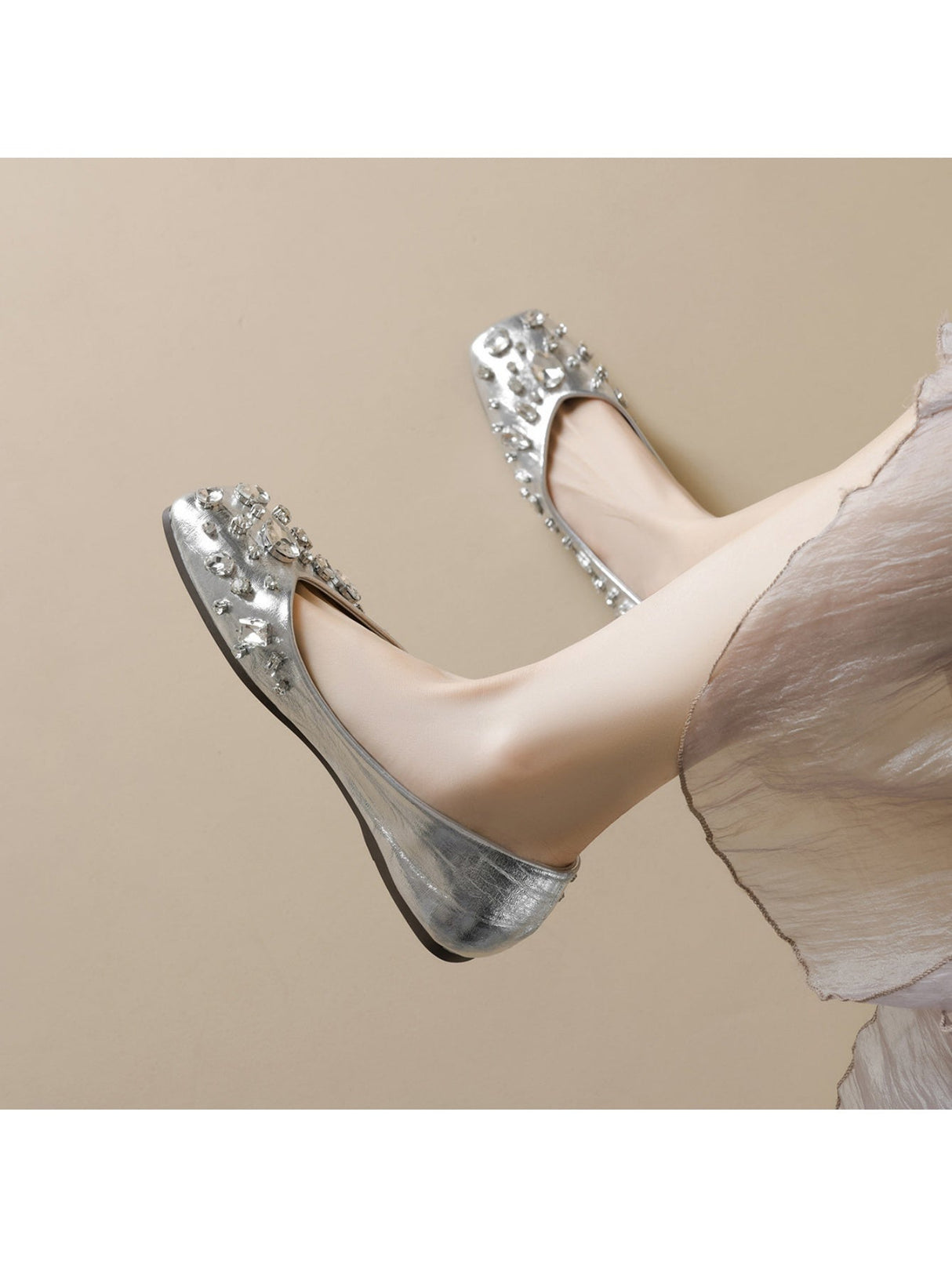 Liber Spring and Autumn Diamond-studded Metallic Women's Flats
