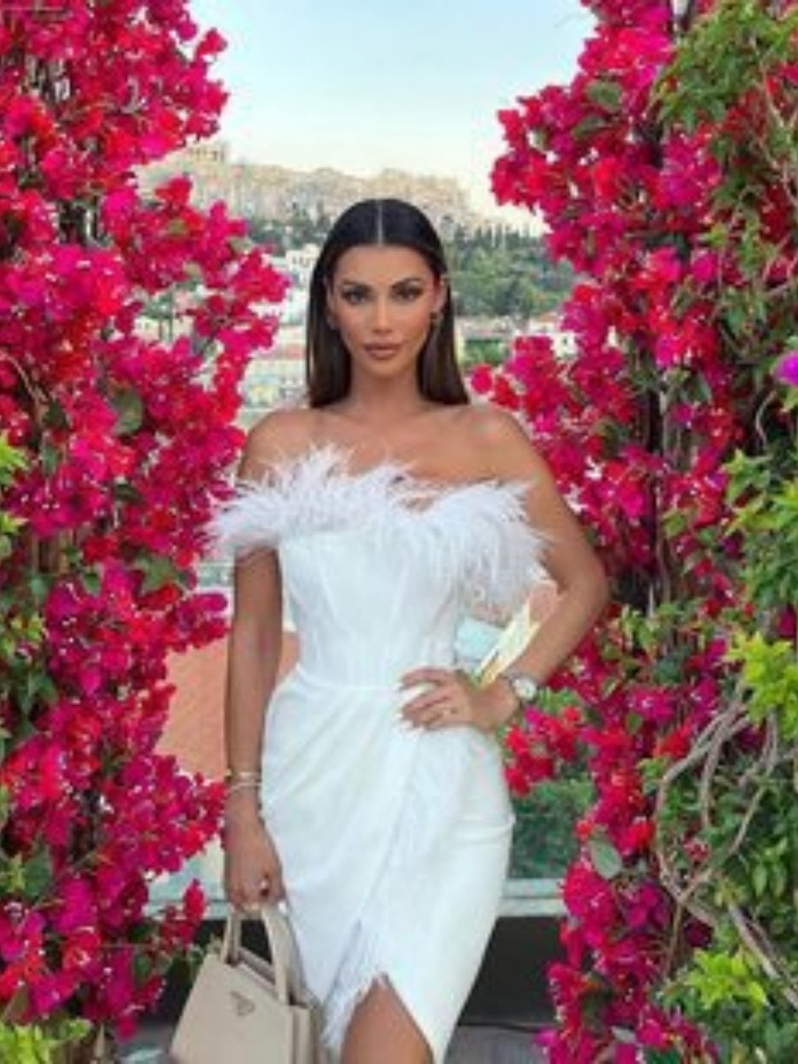 Mini- und kurze Kleider mit Feder-Fischgrätenmuster, figurbetontem Schlitz und hohem Beinschlitz für Partys