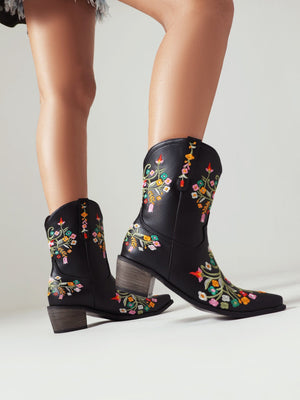 Vintage Western Cowboy Floral Embroidered Women's Boots