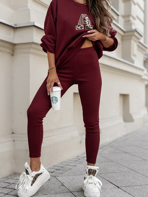 Ensemble deux pièces décontracté : sweat-shirt à capuche, pantalon moulant à imprimé lettres