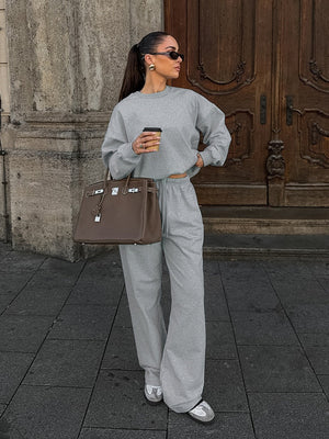 Pullover sweatshirt Gray straight-leg trousers two-piece suit