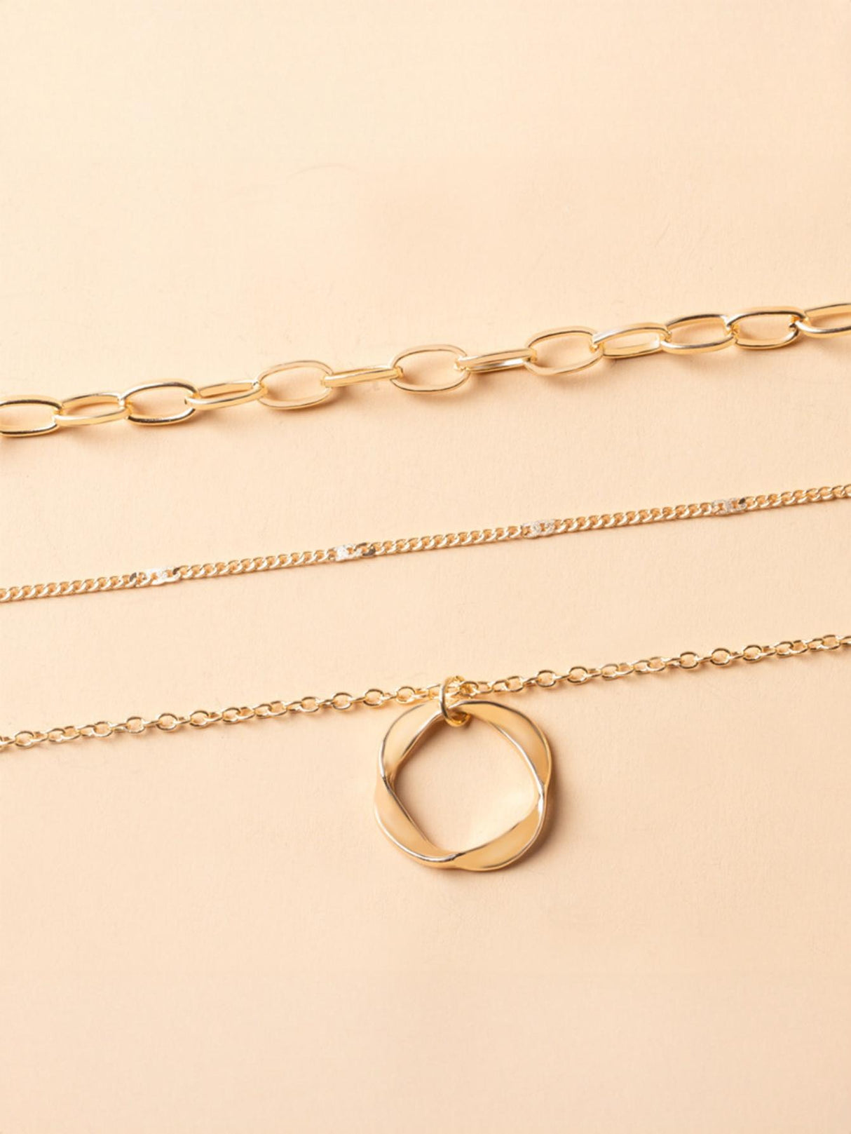 Alloy Necklace With Electroplated Circle Pendant, Fashion Necklace