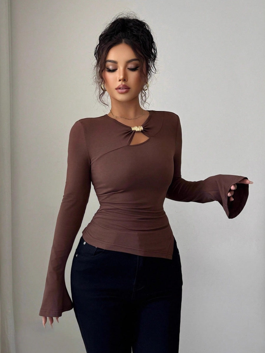 Asymmetrical Plain Weave On The Top Hollow Metal Decoration Slim Fit Slimming Everyday T-shirts