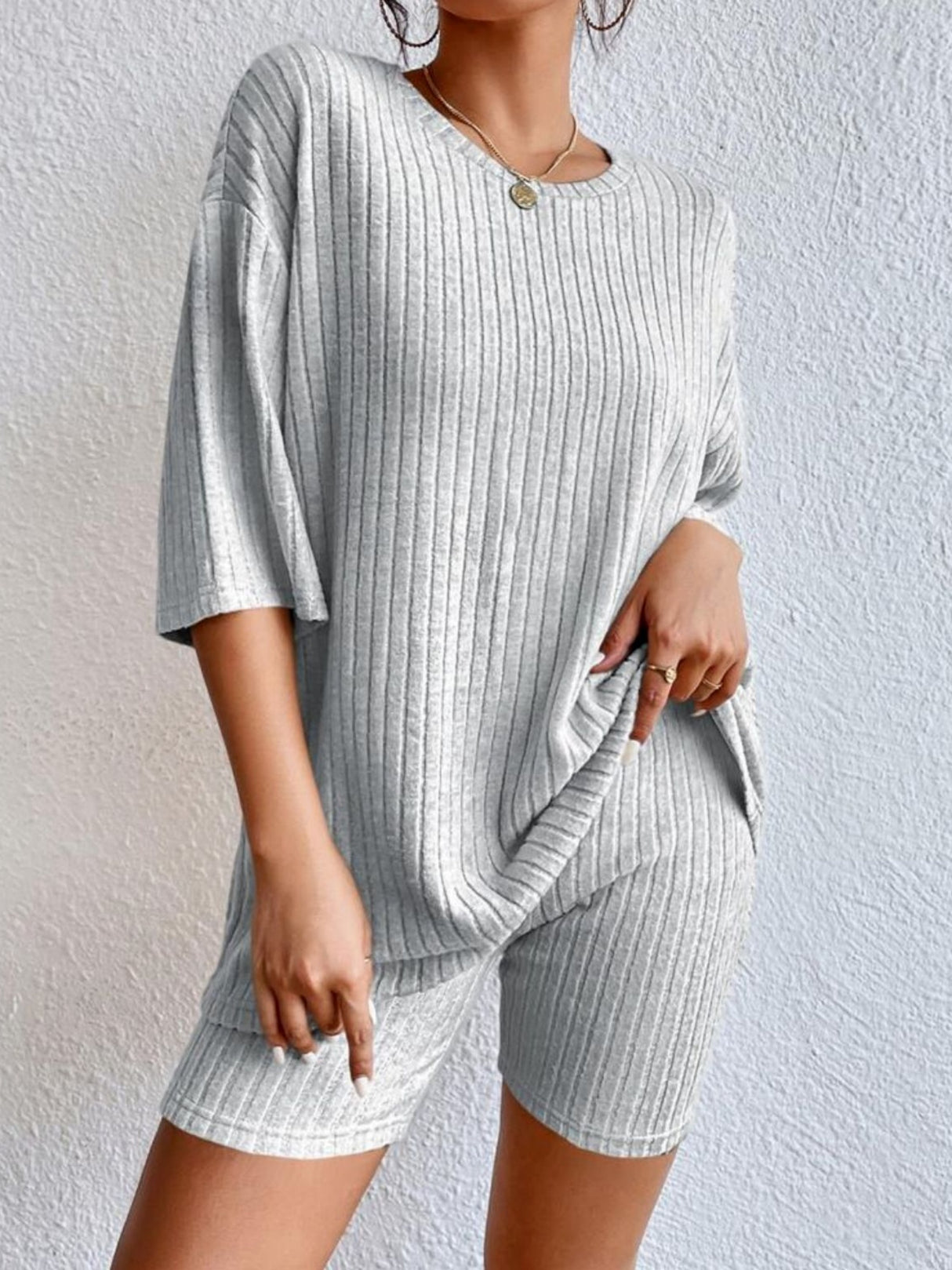 Piping Crew Neck Loose T-shirt And Shorts 2-piece Sets
