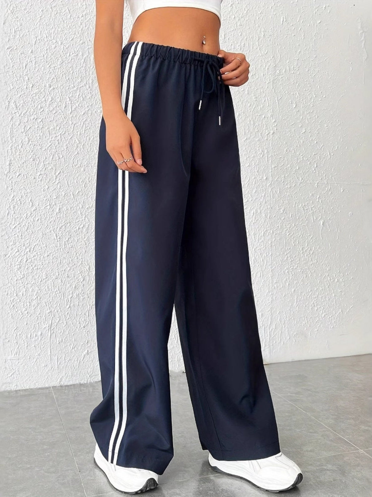 Side Stripes Elastic Waist Drawstring High Waist Casual Straight-leg Sports Trousers