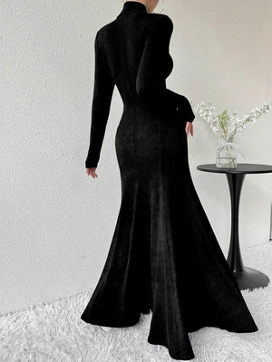 Fishtail Velvet Turtleneck Tight Fit Hip-length Dress