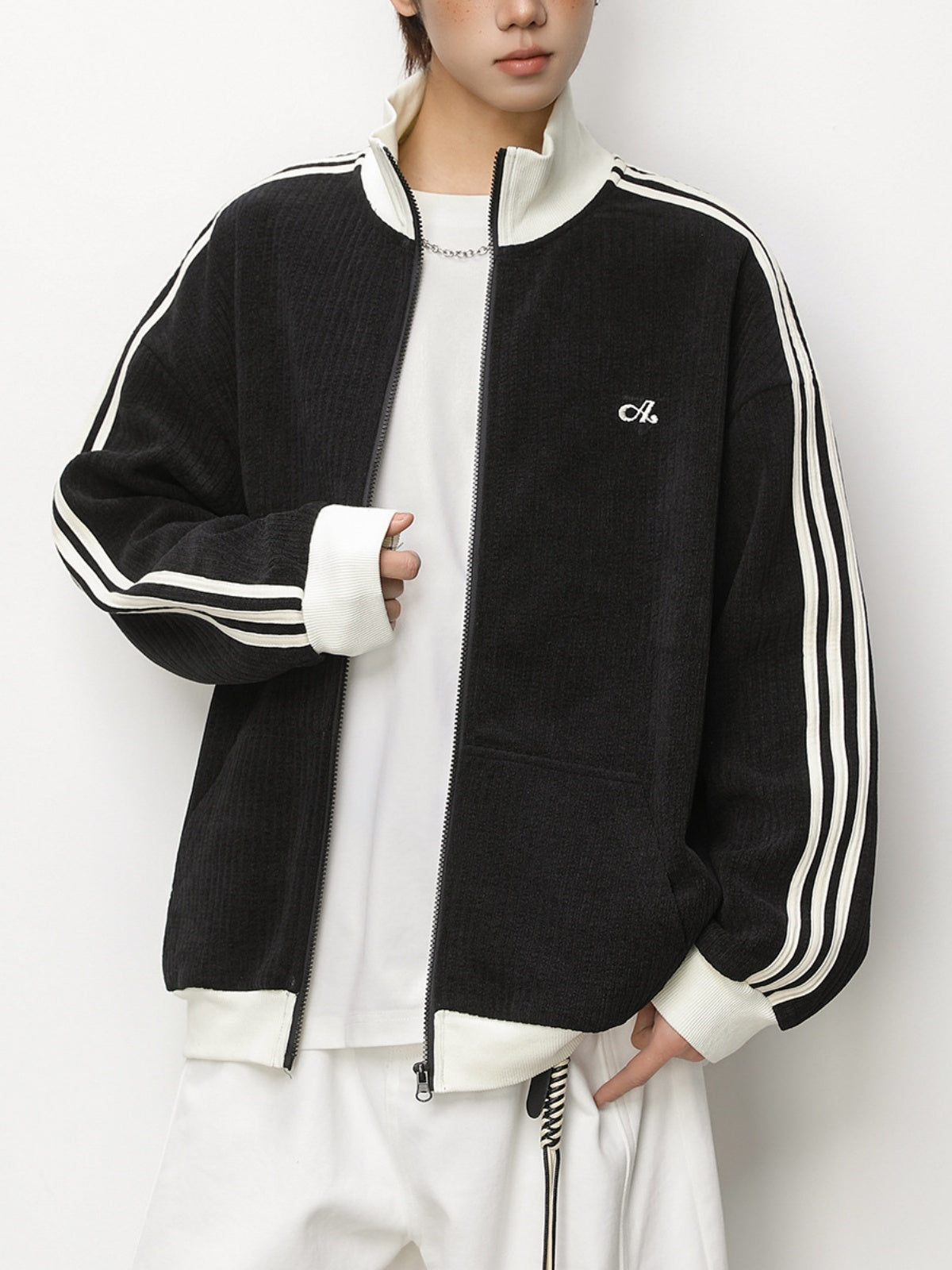 Color-blocked Vertical Stripe Loose-fit Cardigan Sweatshirt