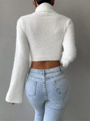 Turtleneck Short Exposing Belly Button Plush Sweater
