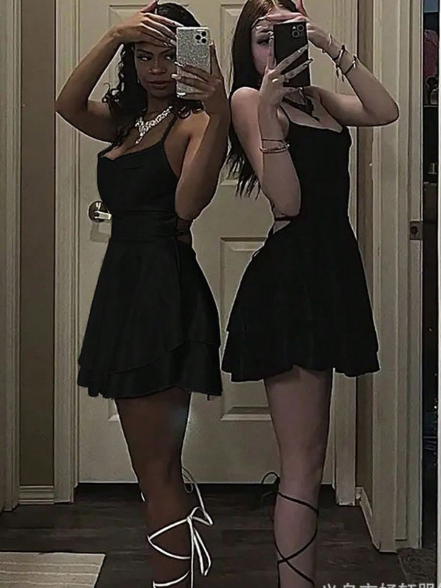 Camisoles, Mini- und kurze Kleider mit Swingkragen, rückenfrei, mit Kordelzug