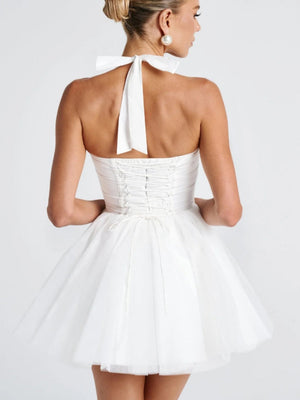 Robes courtes et mini à bretelles dos nu, tutu et nœud papillon