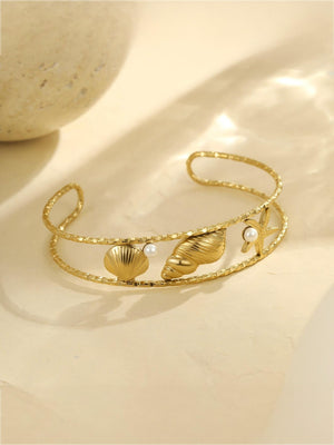 Holiday Shell And Starfish Bracelet