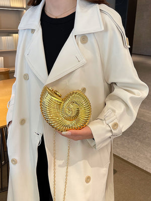 Design-conscious Seashell Acrylic Crossbody Bag
