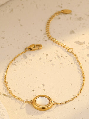 Gold Pearl Oval Pendant Necklace