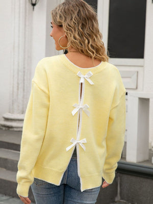 Strickpullover mit Schleife, rückenfrei, farblich abgesetzt, Valentinstag