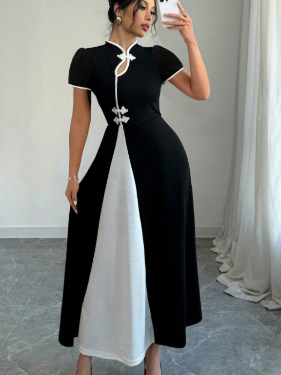 Long Dress With Puff Sleeves And Contrasting Chinese Knot Buttons