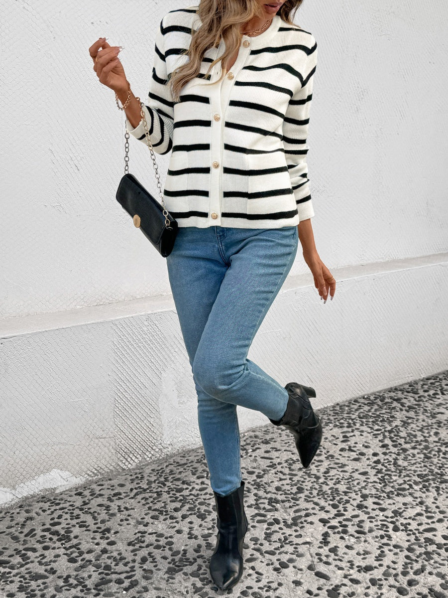Women's Buttons Black and white striped knitted cardigan