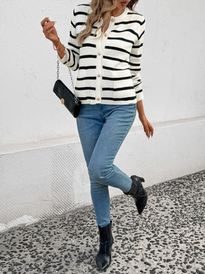 Women's Buttons Black and white striped knitted cardigan