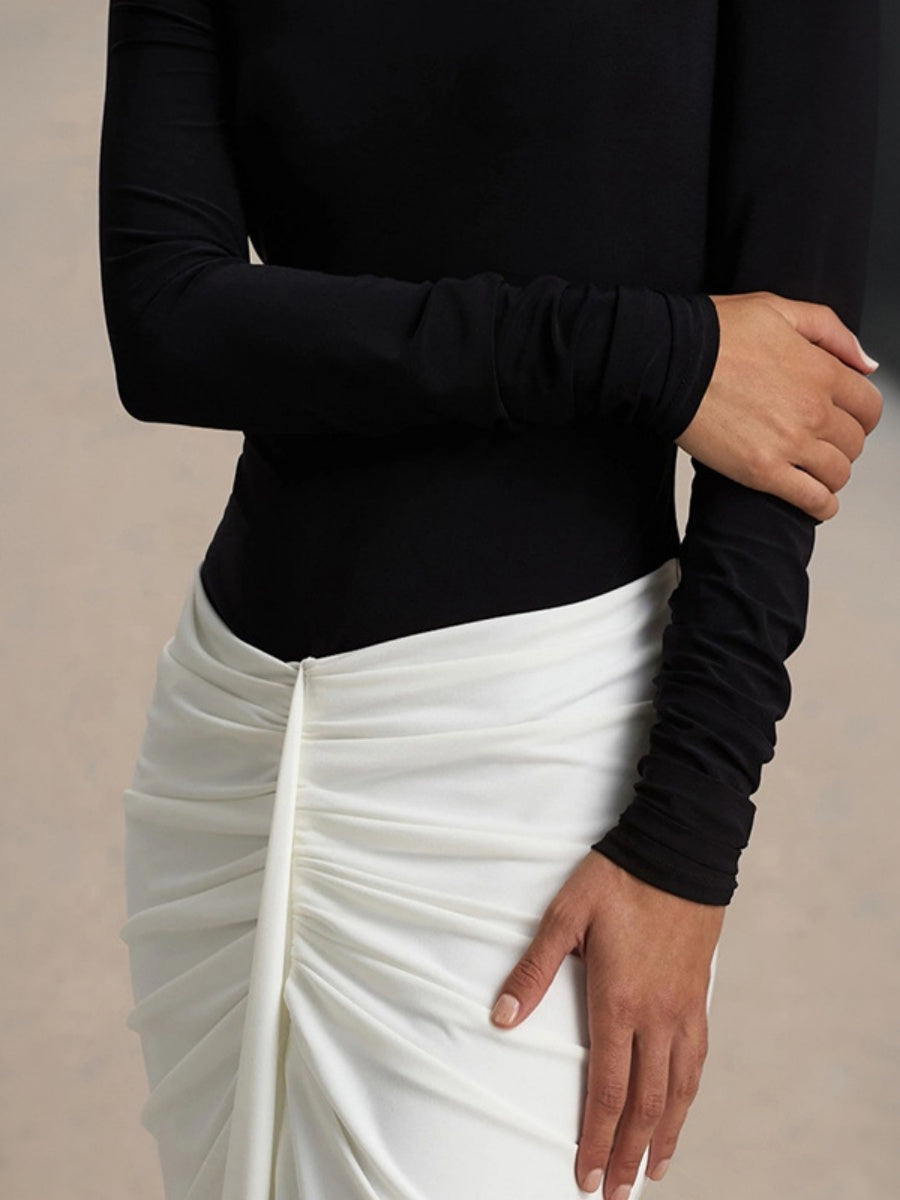 Hip-hugging Long-sleeved Contrasting Color Crimp Spliced Long Dress