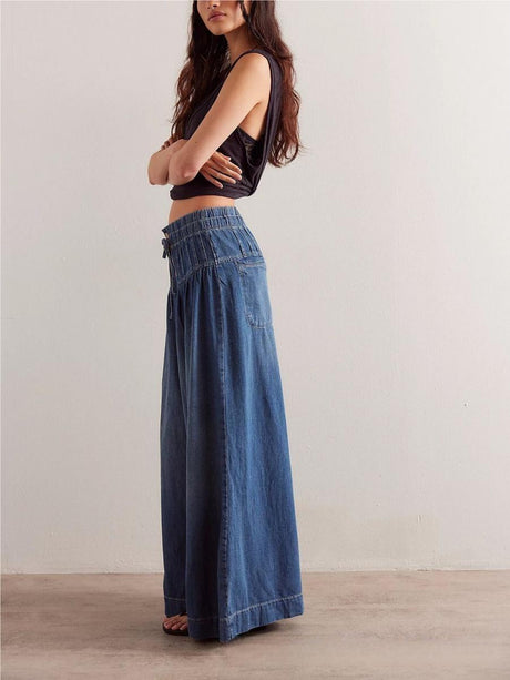 Wide-leg Washed Jeans
