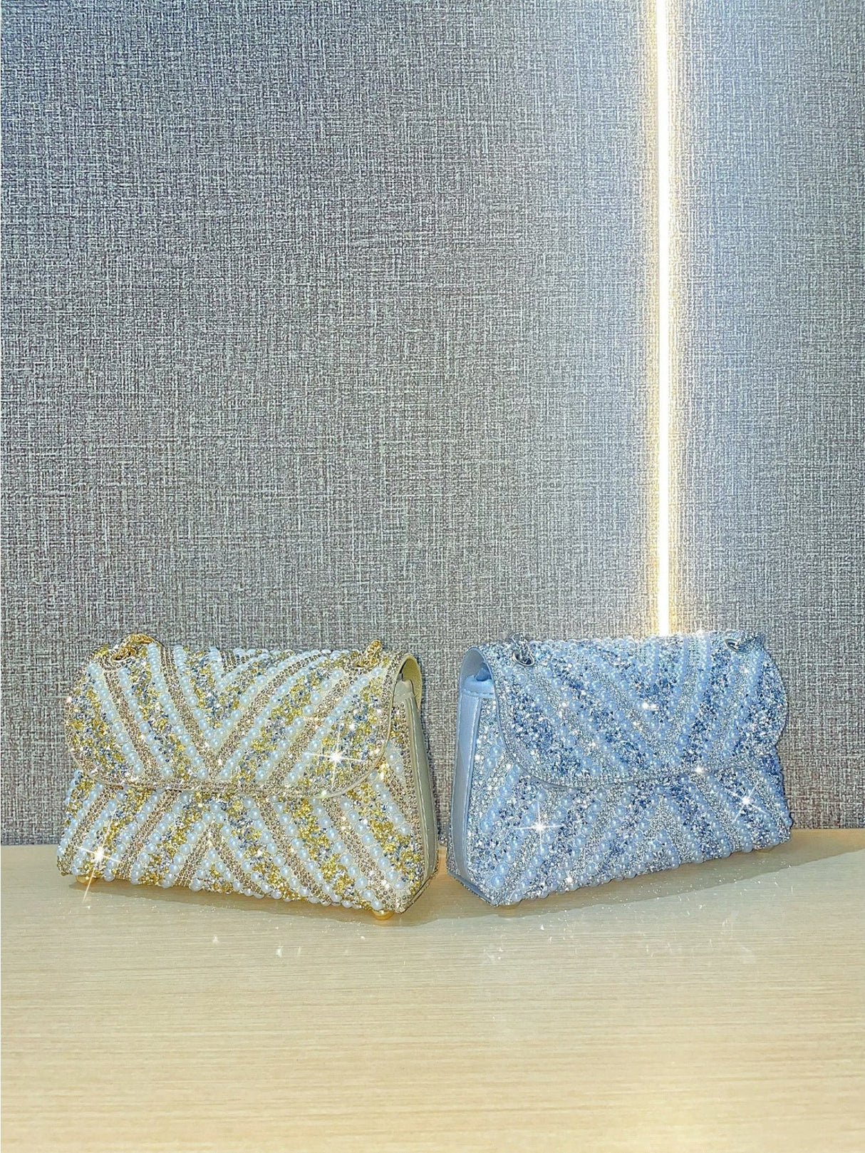 Liber Four Seasons ACC Diamond Pearl Underarm Bag