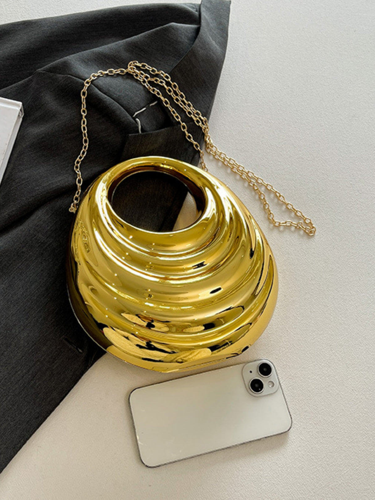 Acrylic Glossy Irregular-shaped Clutch/crossbody Bag For Evening Events