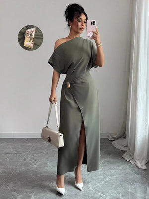 Off-shoulder Slit Commuting Maxi Dresses