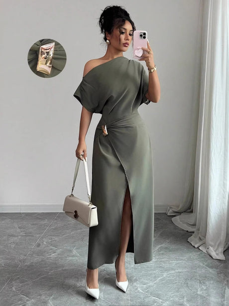 Off-shoulder Slit Commuting Maxi Dresses
