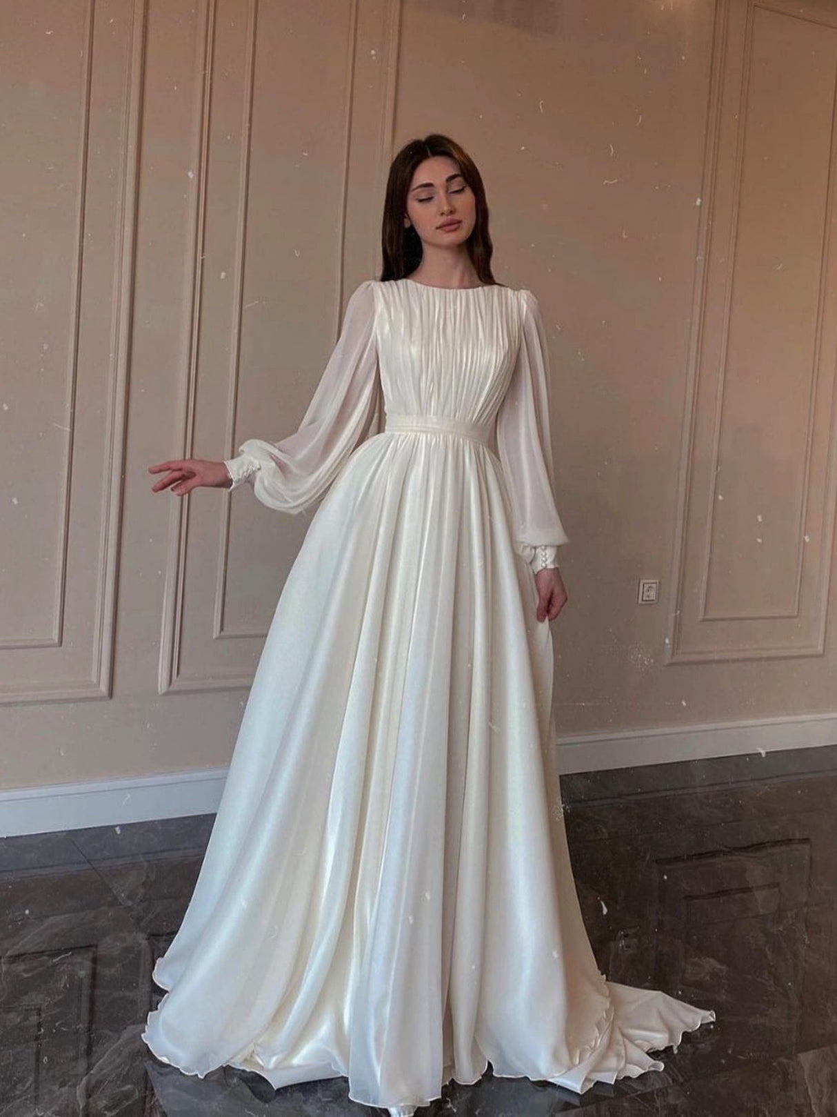 Lantern Pearl Yarn White Wedding Dress Round Neck Dress Zipper Maxi Dresses