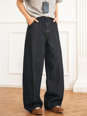 Jean délavé à blocs de couleur, coupe ample et droite