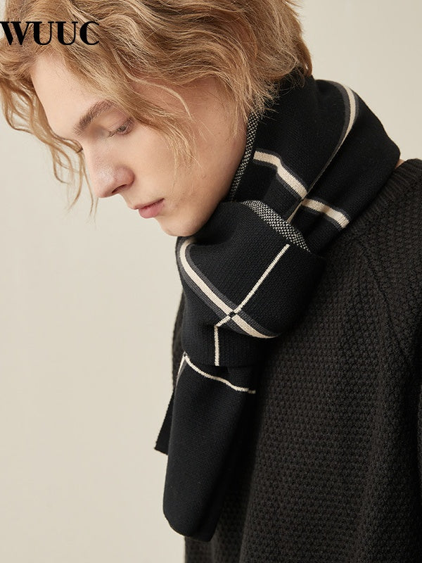 Schals aus Imitationswolle mit Streifenmuster und farblich abgestimmten Schals