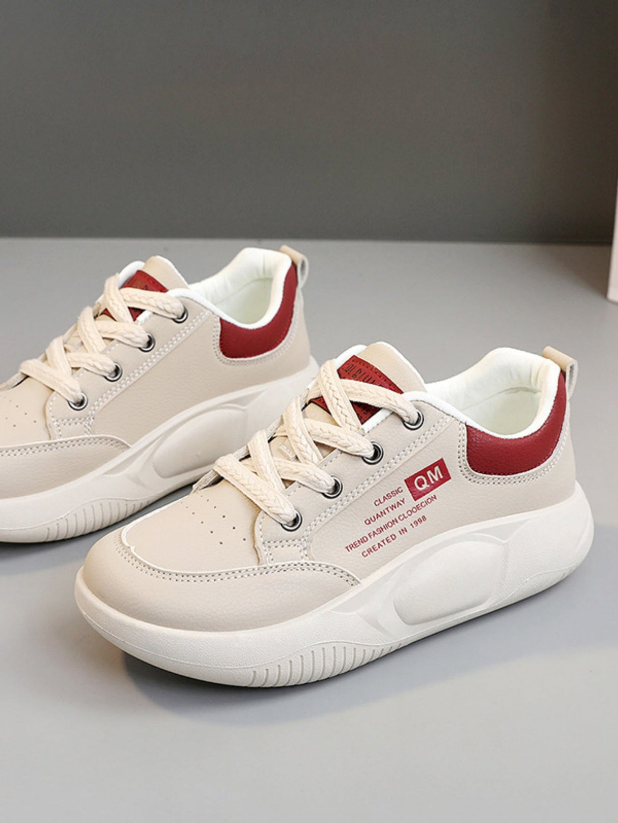 Women's Thick-soled Casual Sneakers