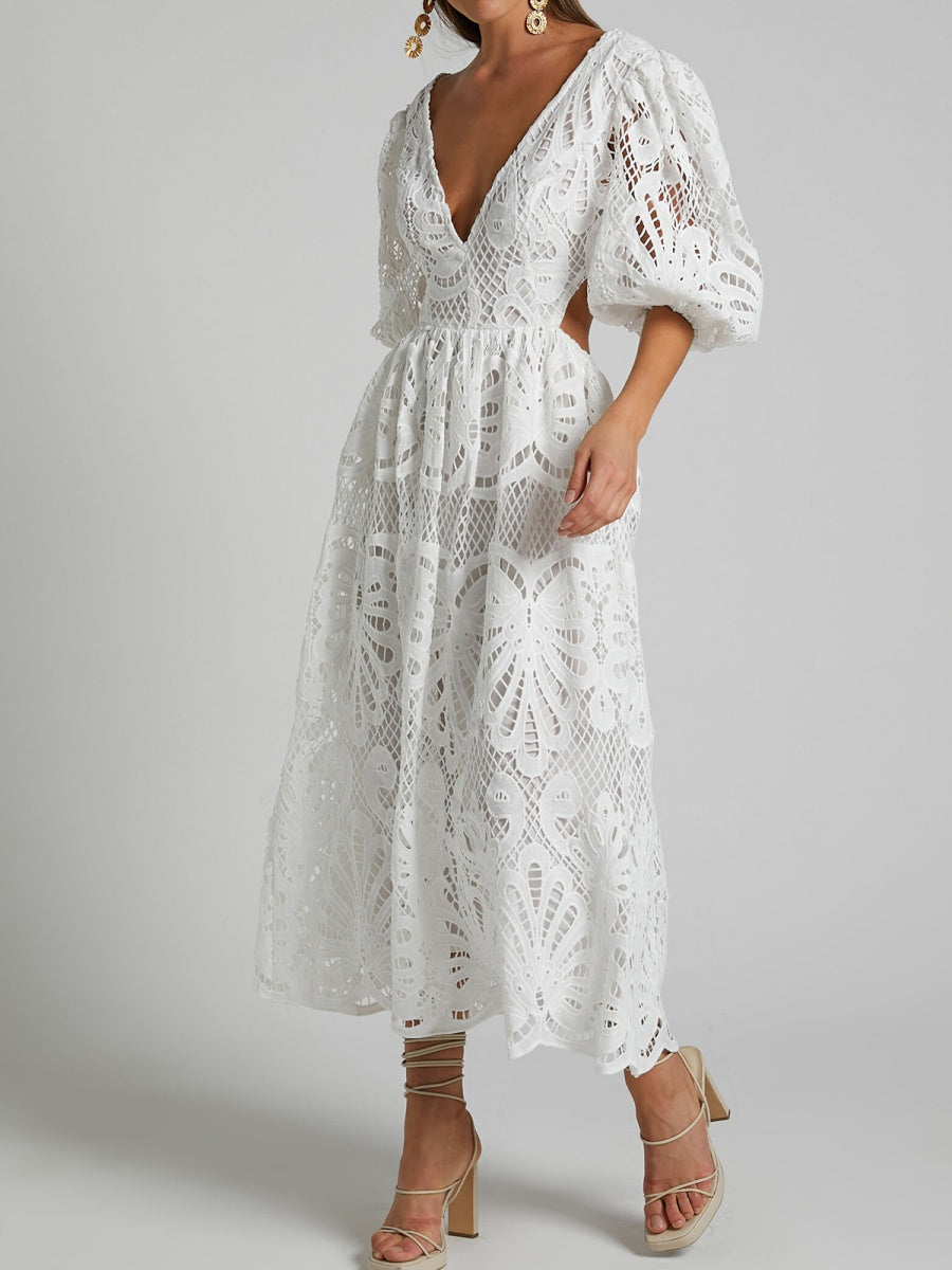 Robe midi sexy en dentelle brodée à col V