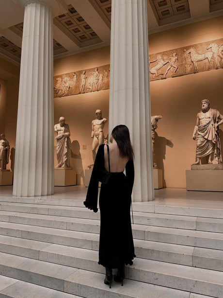 Robe maxi en maille Wood Ear, dos nu, coupe ajustée, taille haute, lacets, manches cloche