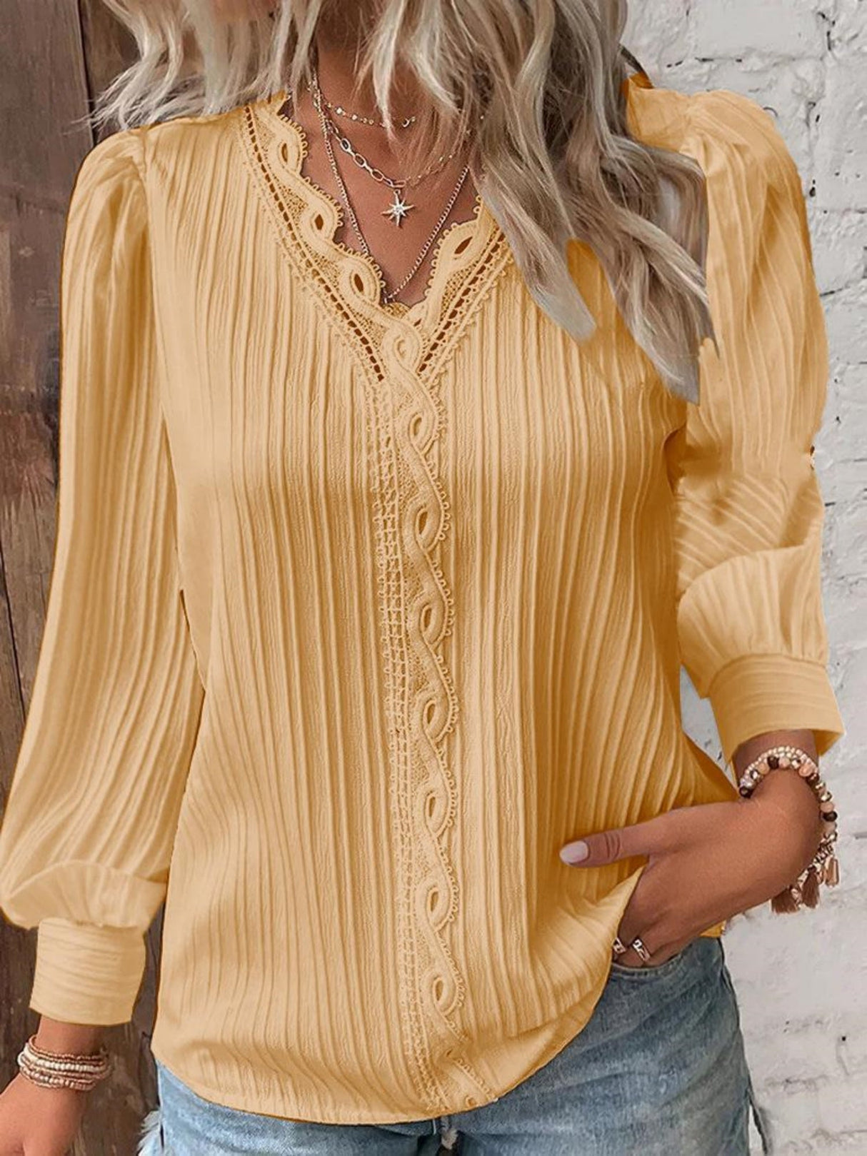 Lace Trim V-neck Long Sleeve Shirt T-shirts