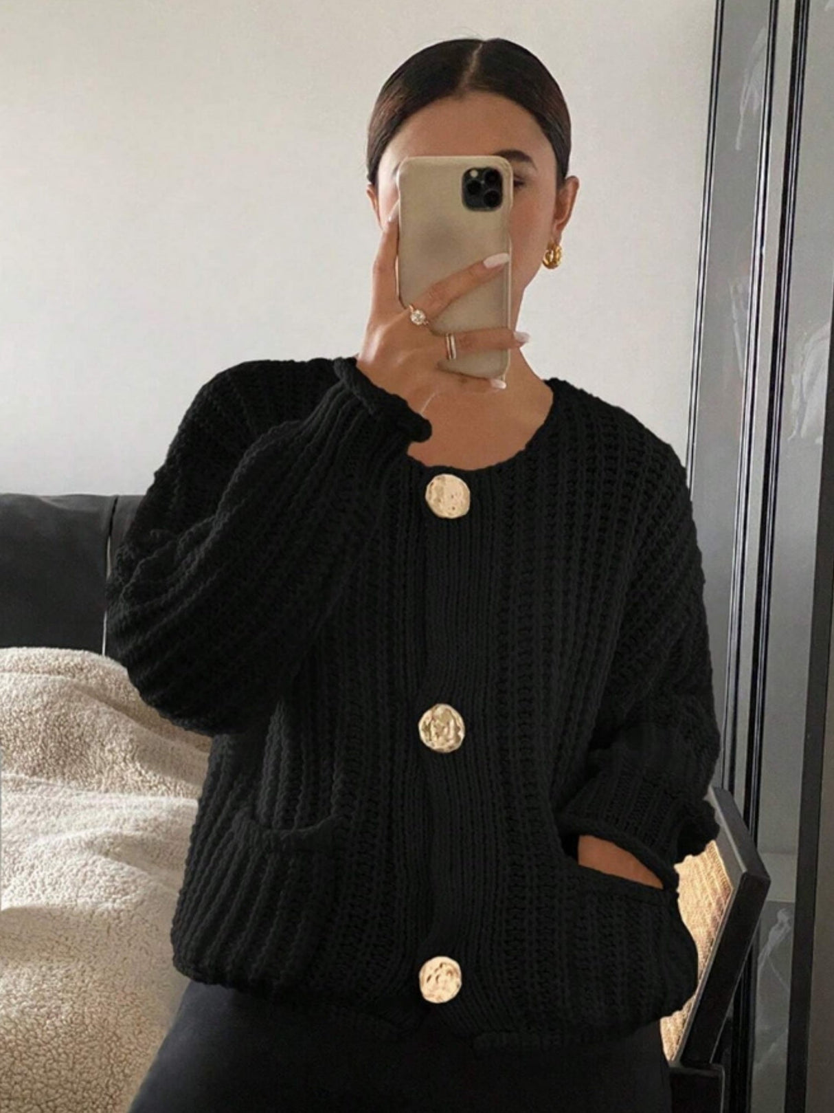 Three-button Pocket Round Neck Long Sleeve Cardigans