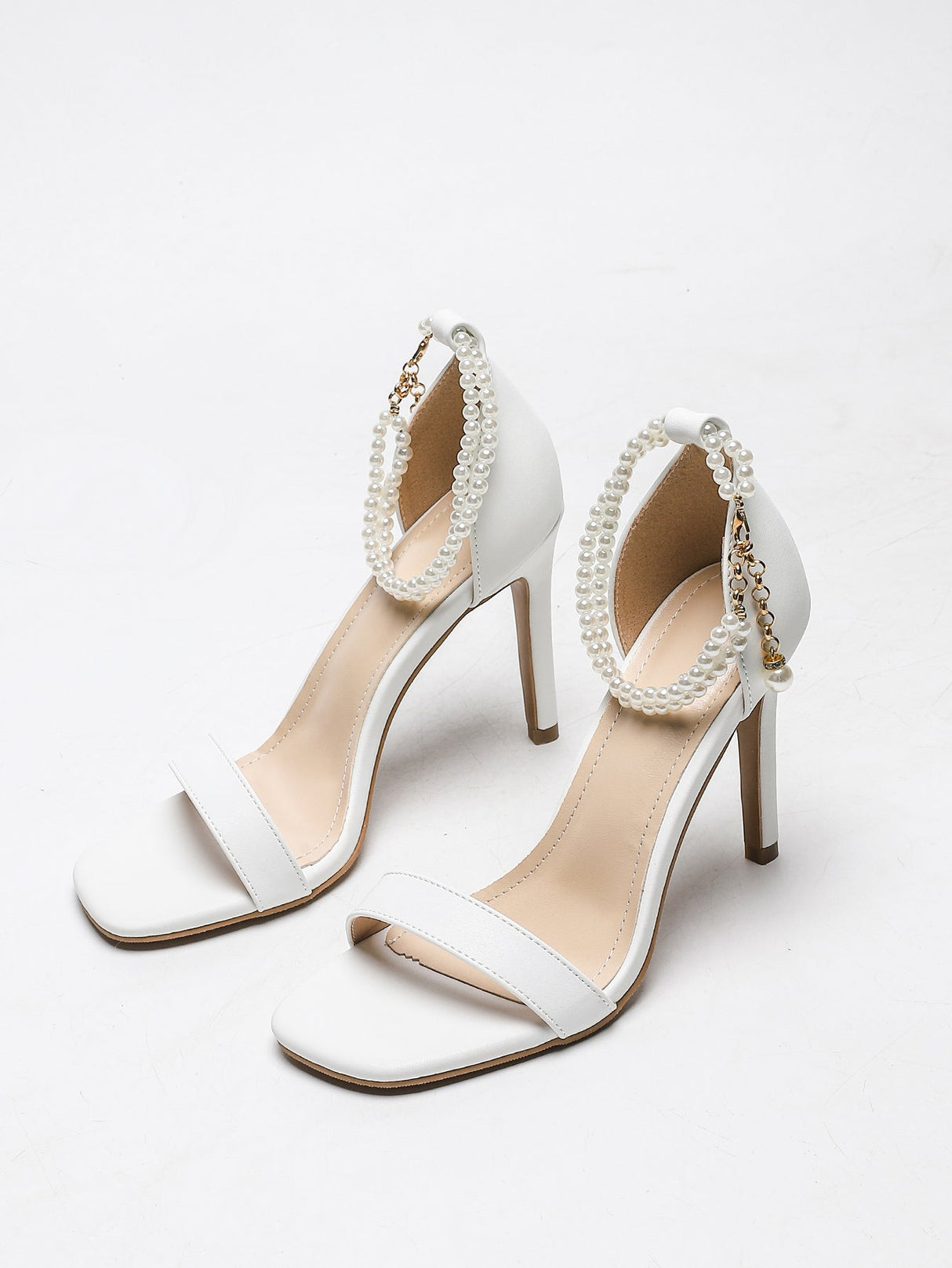 Sandales à talons hauts à brides perlées pour femmes