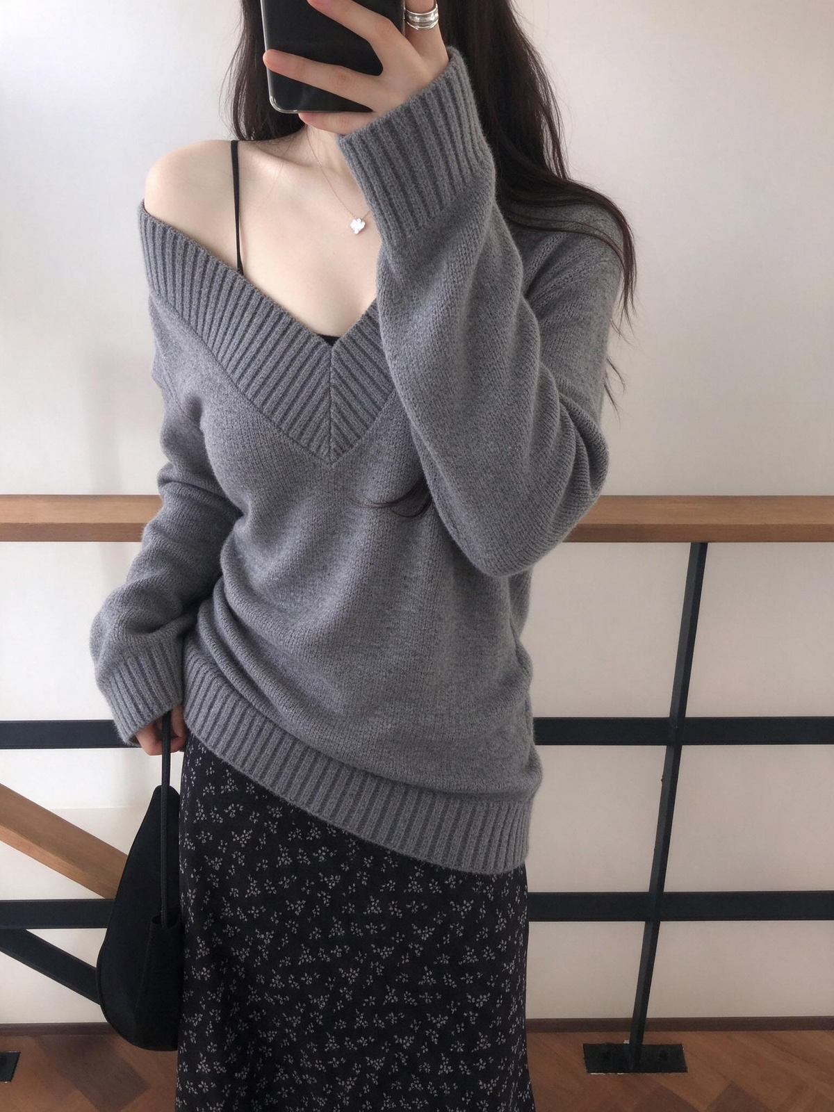 Slim-fitting Knit Sweater