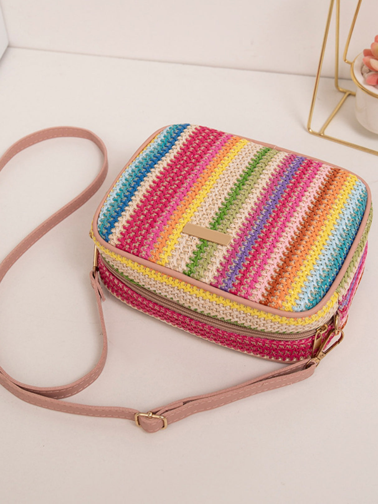 Colorful Straw Woven Oval Crossbody Bag For Vacation