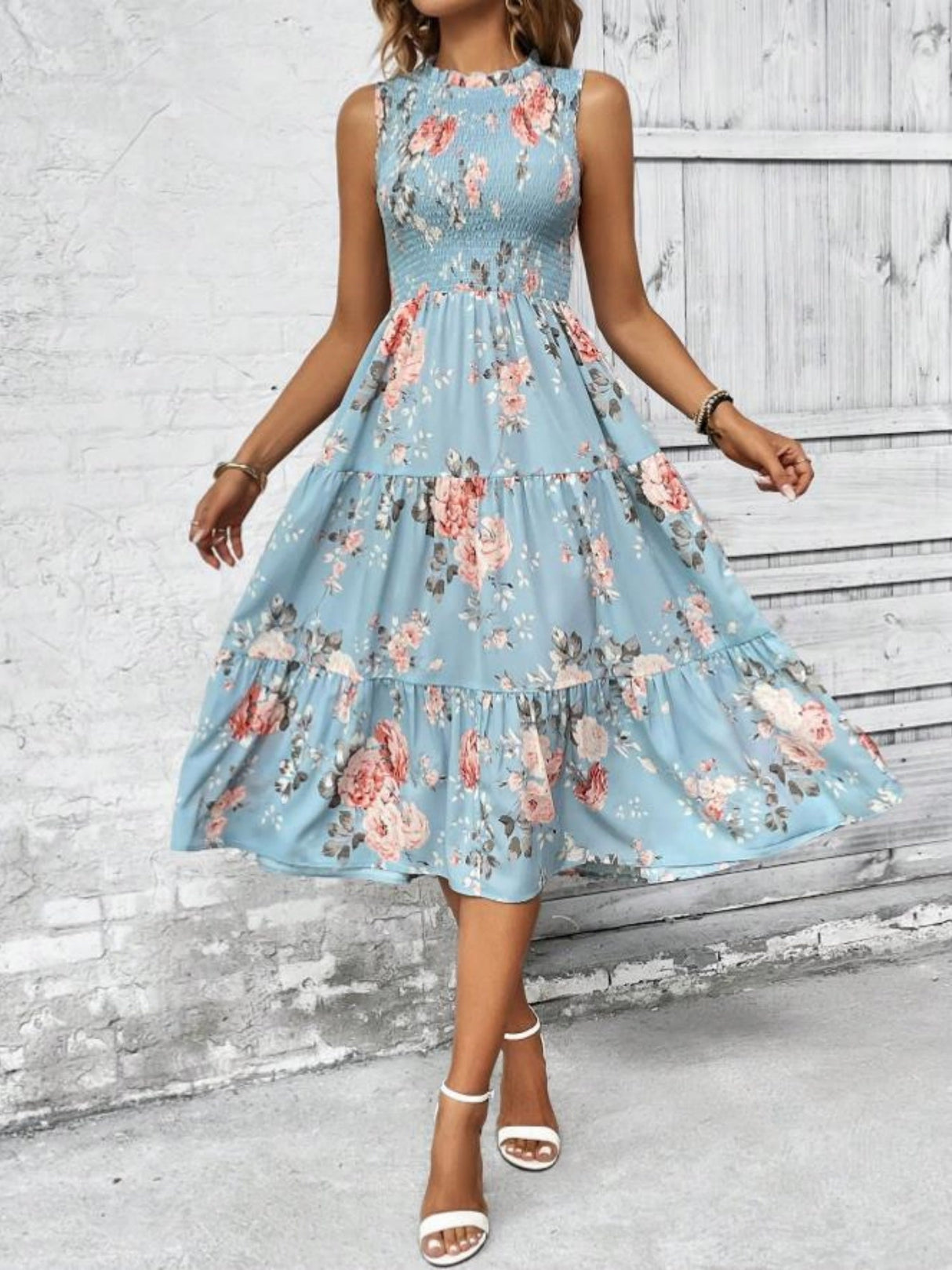 Floral Print Round Neck Sleeveless Maxi Dresses