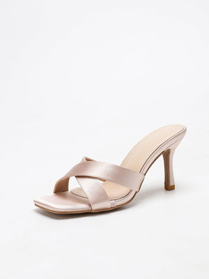 Sandales à talons hauts et brides croisées