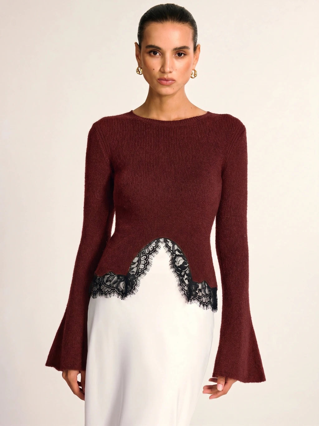 Simple And Modern Lace-trimmed Fitted Long-sleeved Top