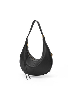 A Small, Sleek Hobo Bag In Vegetable-tanned Top-grain Cowhide, Perfect For Crossbody Or Commuting, Featuring A Summery Crescent Shape, Suitable For Women's Shoulder Or Underarm Wear.