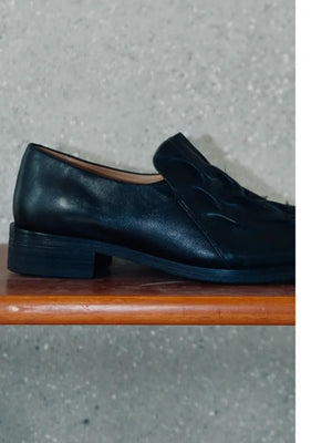 AKAIFU Handmade Genuine Leather Pleated Loafers Unisex Classic Comfortable Platform Slip-on Loafers