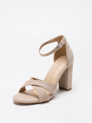 Sandales à talons hauts et brides croisées