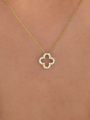 Four-leaf Clover Diamond Pendant Necklace