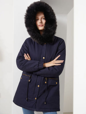 Doudoune à capuche doublée polaire avec col en fourrure et poches à cordon de serrage