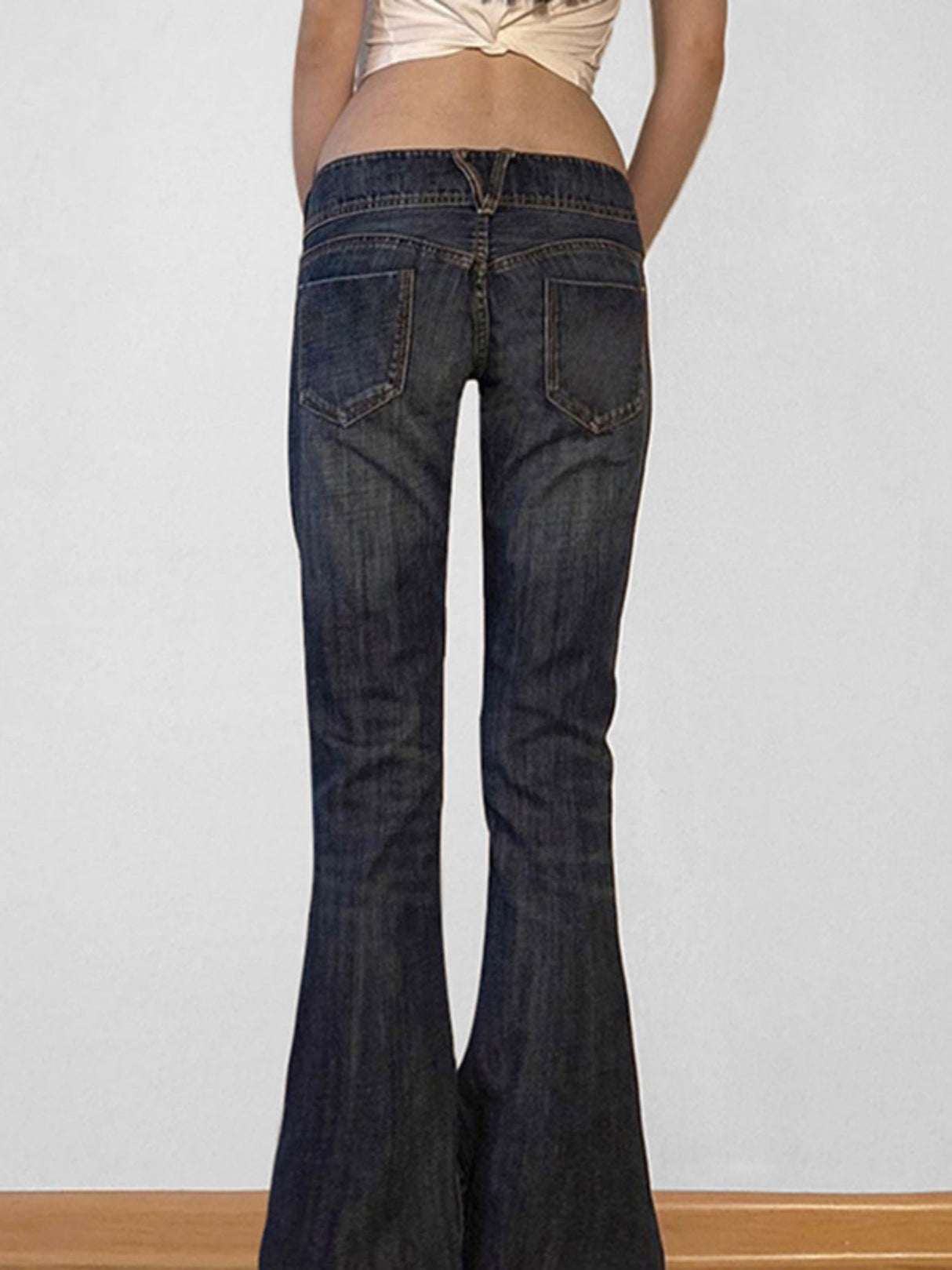 Low-rise Wash Water Bell-bottoms Jeans