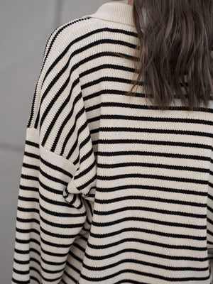 Black Striped Sweater With Collar, Long Sleeves, Loose Fit, Pullover Style.