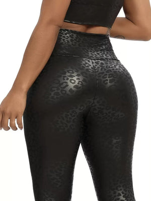 Pantalon taille haute en cuir PU stretch, coupe moulante, effet push-up