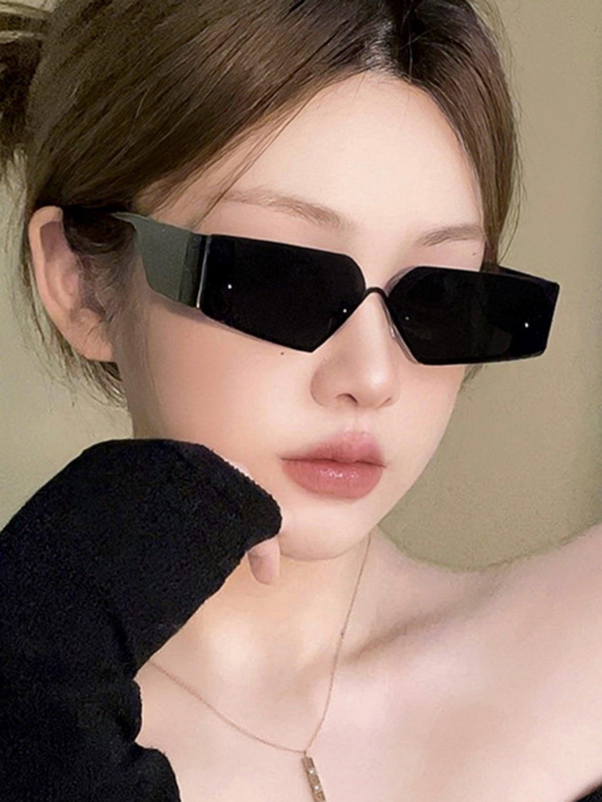 Lunettes de soleil futuristes sans monture